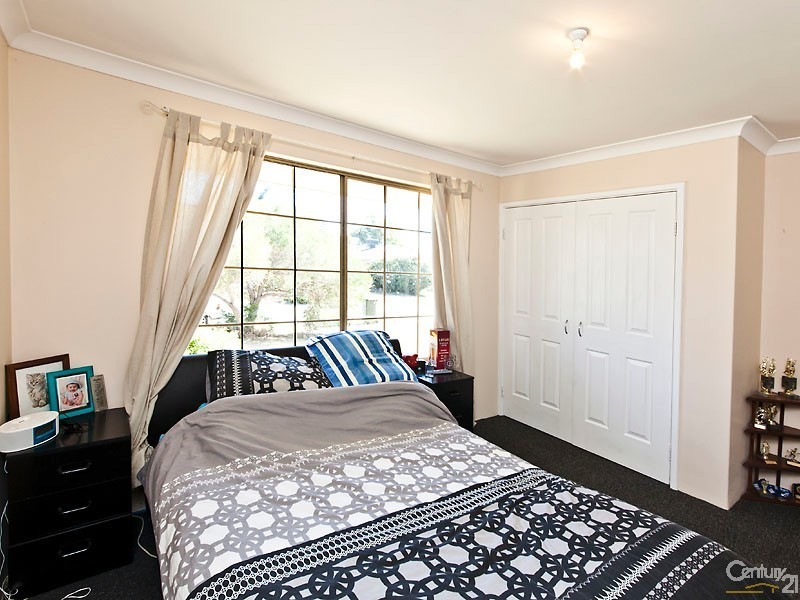 7 Ewart Grove, Midland WA 6056