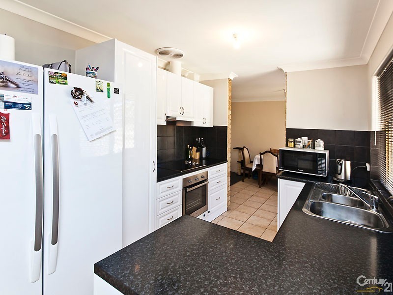 7 Ewart Grove, Midland WA 6056