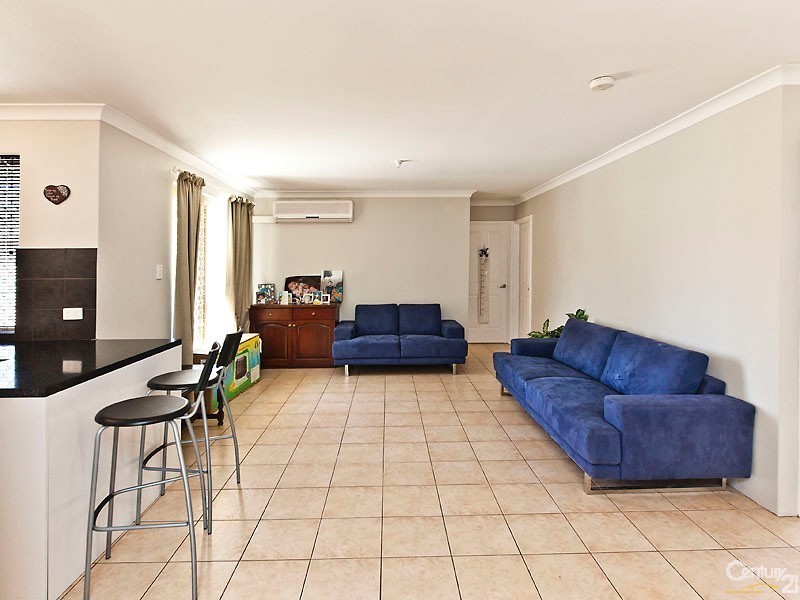 7 Ewart Grove, Midland WA 6056