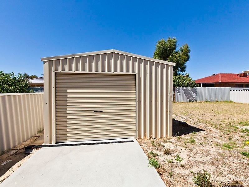 7 Ewart Grove, Midland WA 6056