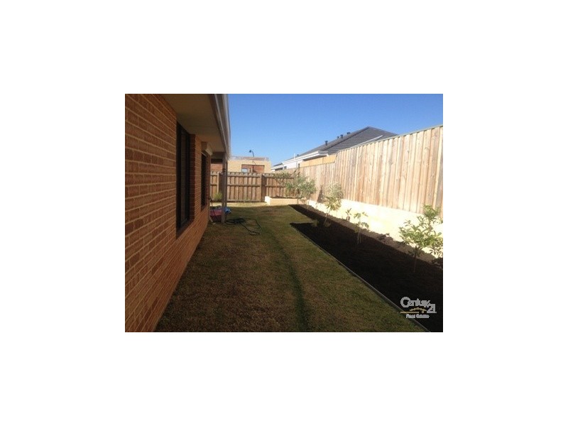 30 Geographe Loop, Ellenbrook WA 6069