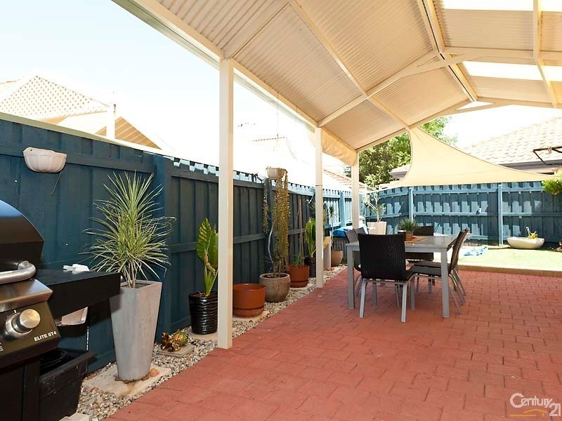 46 Lakefront Circle, The Vines WA 6069