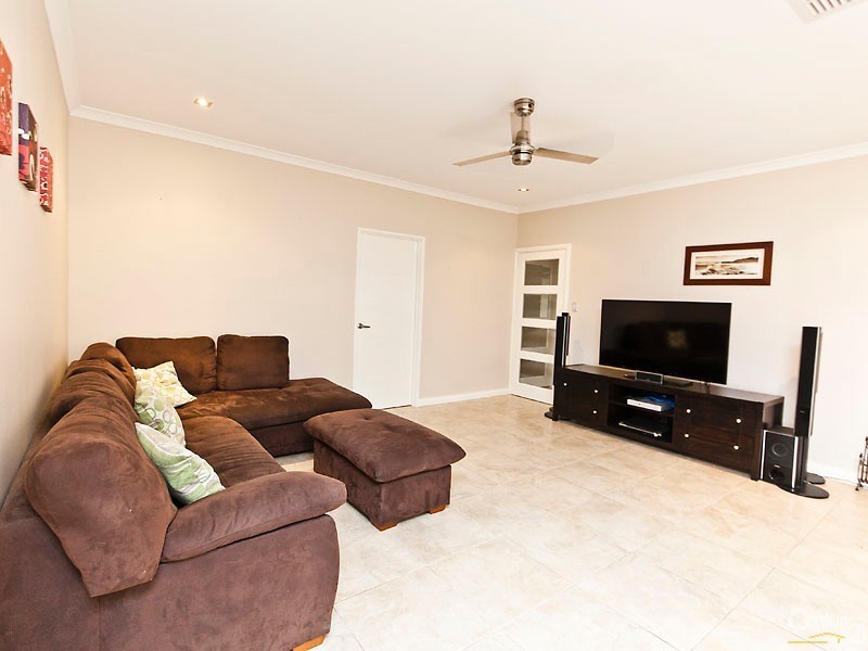 29 Kalinga Drive, Ellenbrook WA 6069