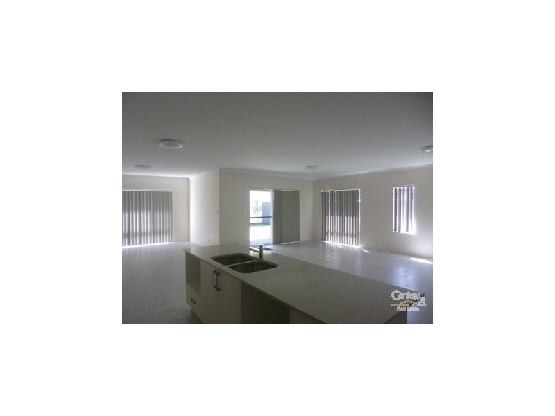 9 Lancaster Avenue, Aveley WA 6069