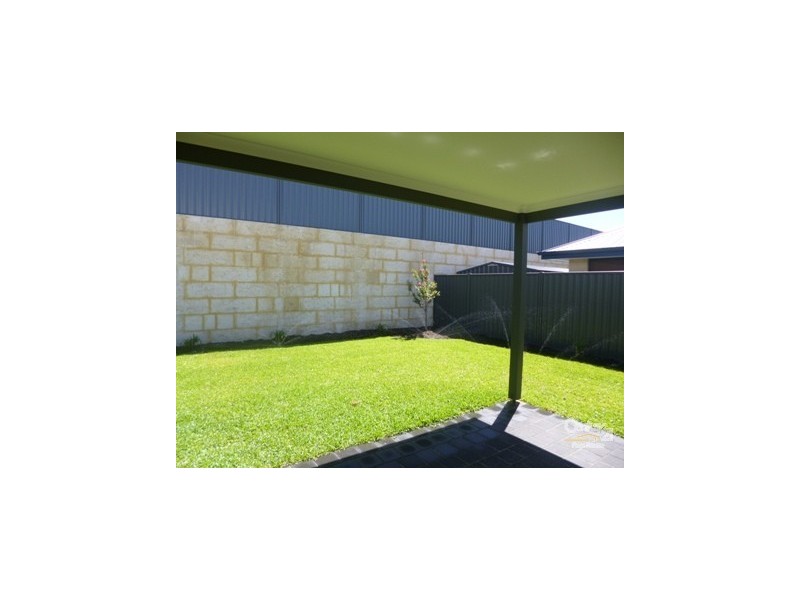 9 Lancaster Avenue, Aveley WA 6069