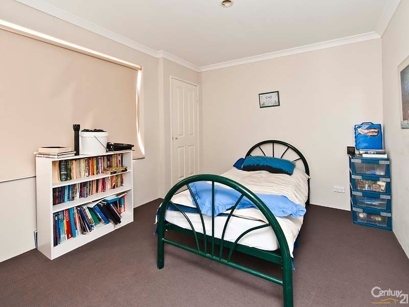 12 Gladman Pass, Ellenbrook WA 6069