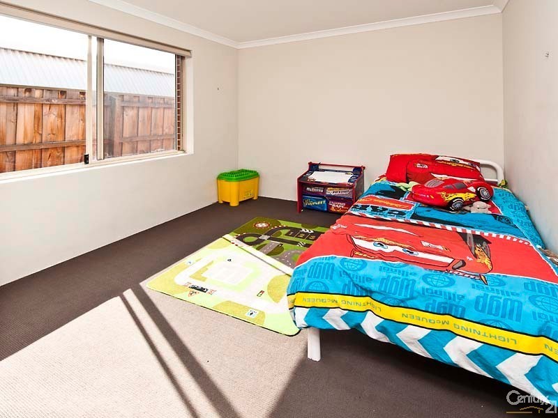 12 Gladman Pass, Ellenbrook WA 6069