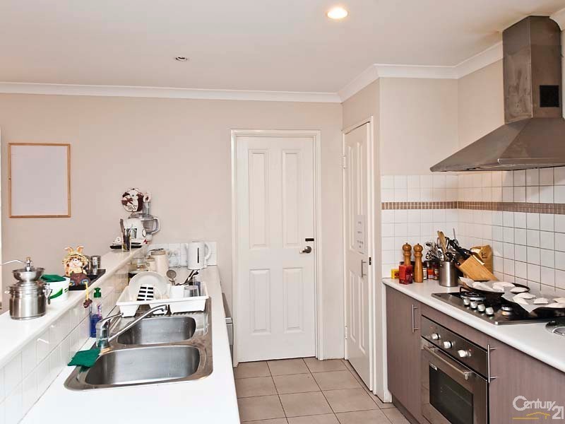 12 Gladman Pass, Ellenbrook WA 6069