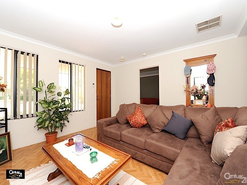 19 Brontie Avenue, Ellenbrook WA 6069