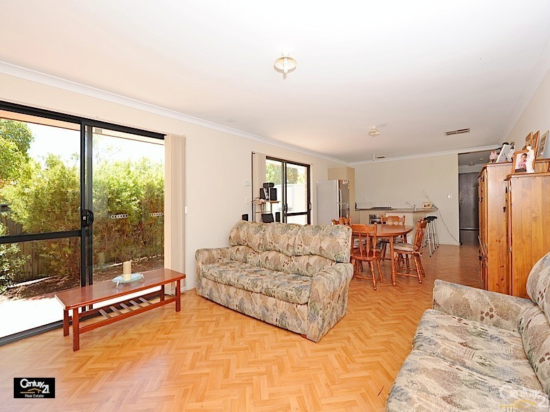 19 Brontie Avenue, Ellenbrook WA 6069