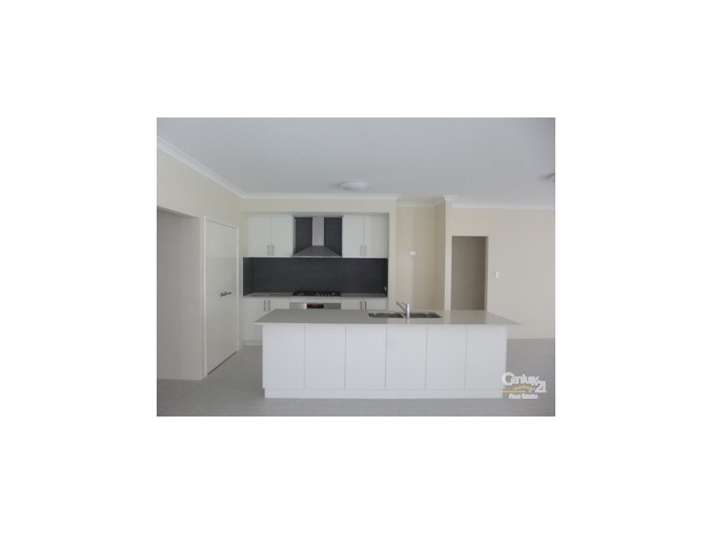 9 Lancaster Avenue, Aveley WA 6069