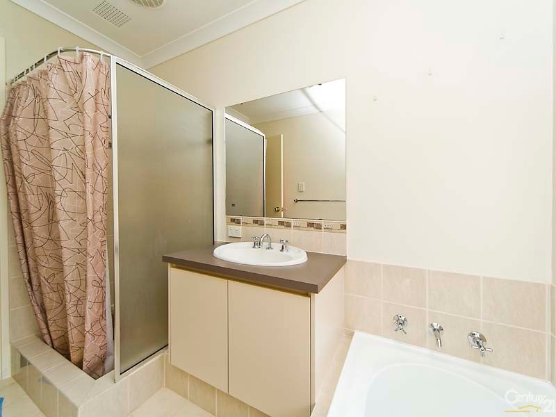 8 Alcala Street, Ellenbrook WA 6069