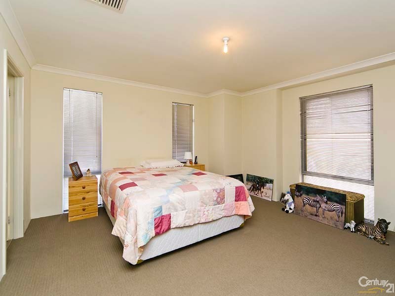 39 Parnham Avenue, Ellenbrook WA 6069