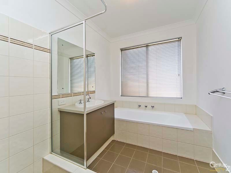 39 Parnham Avenue, Ellenbrook WA 6069