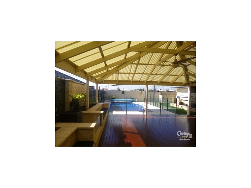 9 Thacker Way, Ellenbrook WA 6069