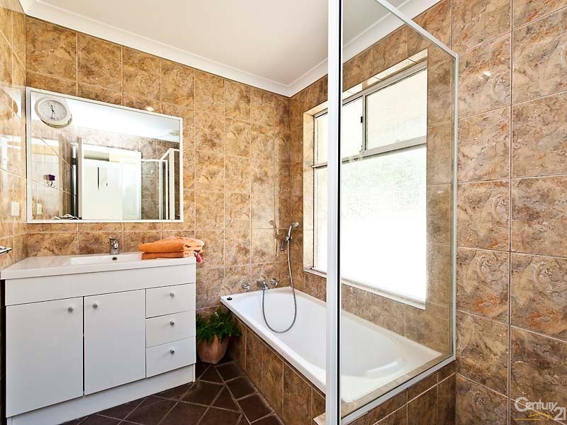 5 St Cloud Gardens, Connolly WA 6027