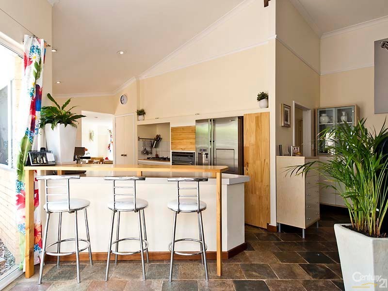 5 St Cloud Gardens, Connolly WA 6027