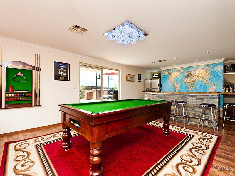 6 Brumby Ave, Henley Brook WA 6055