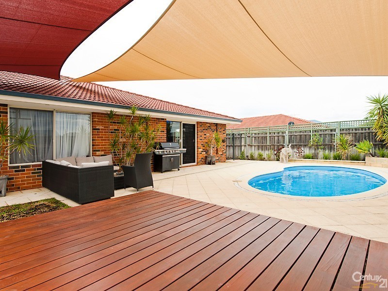 6 Brumby Ave, Henley Brook WA 6055