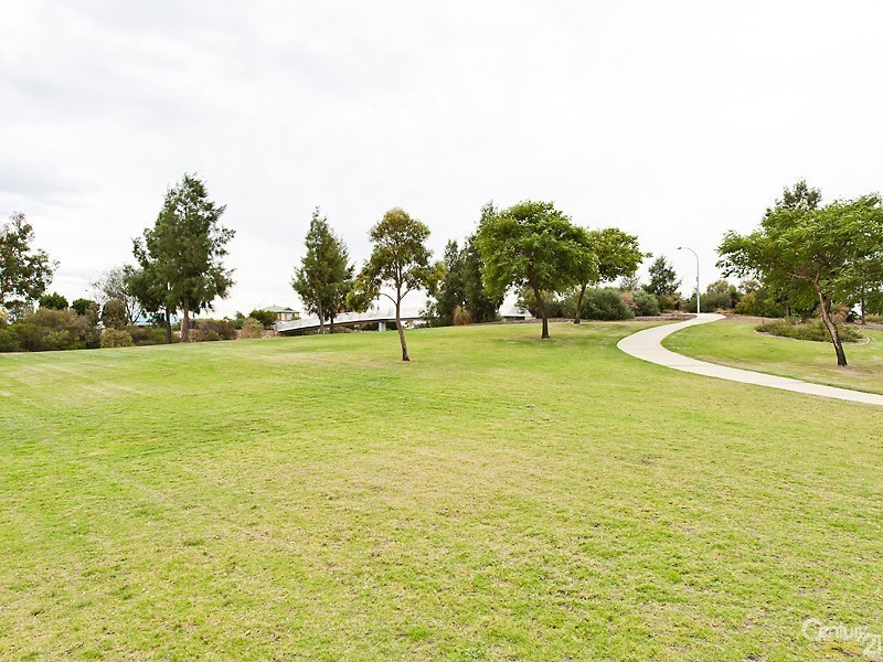 6 Brumby Ave, Henley Brook WA 6055