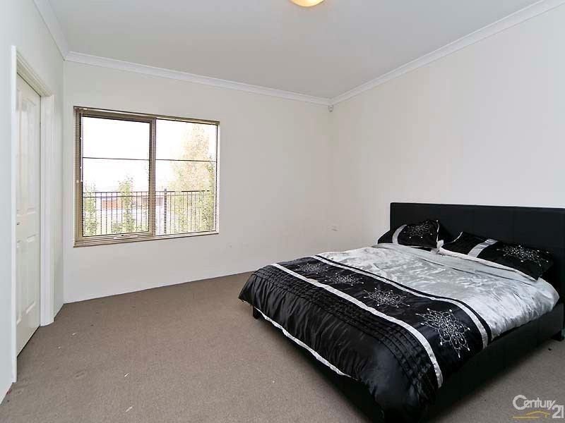 3 Koroit Way, Aveley WA 6069