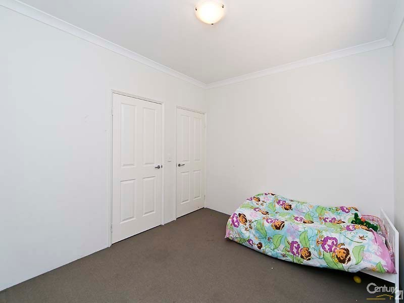 3 Koroit Way, Aveley WA 6069