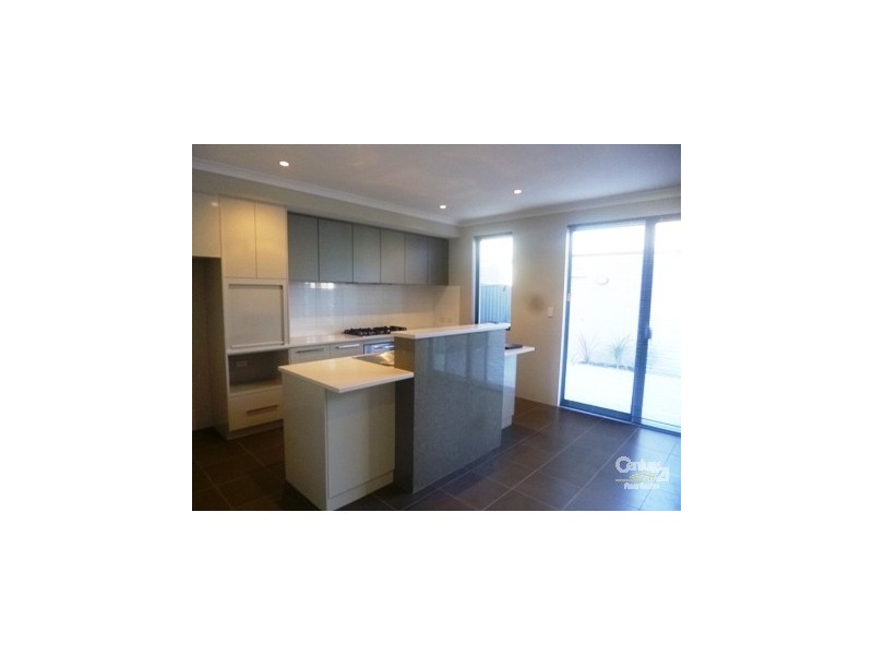 28 Lago Promenade, Aveley WA 6069