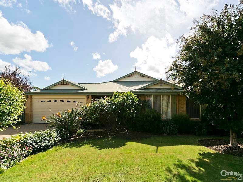 20 Hibbertia Place, Ellenbrook WA 6069
