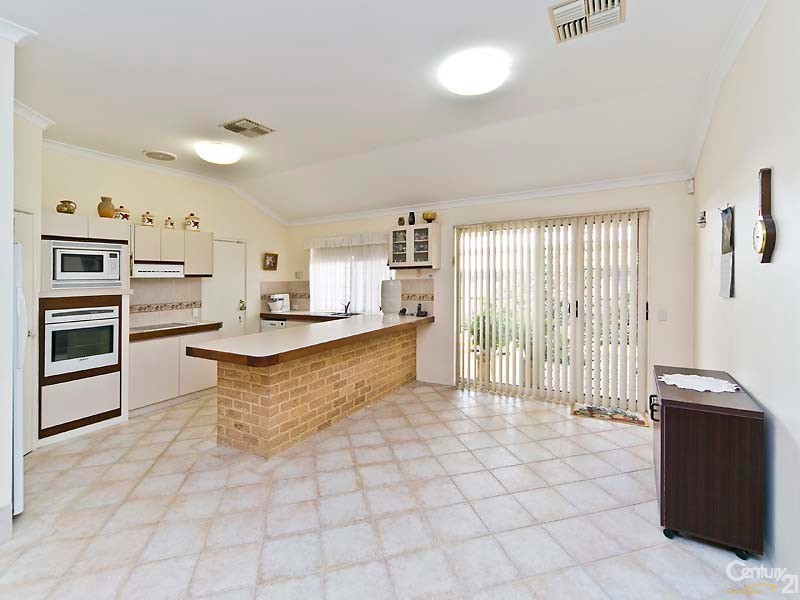 20 Hibbertia Place, Ellenbrook WA 6069