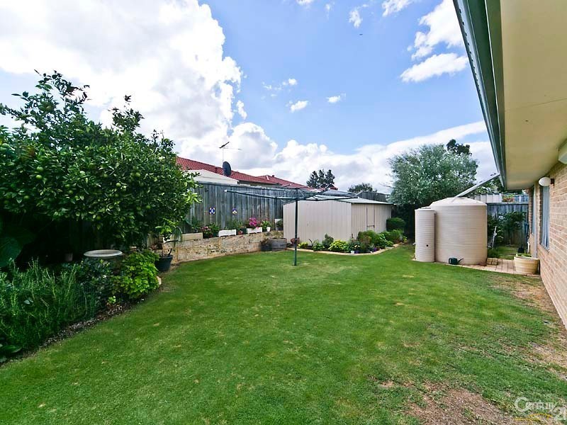 20 Hibbertia Place, Ellenbrook WA 6069