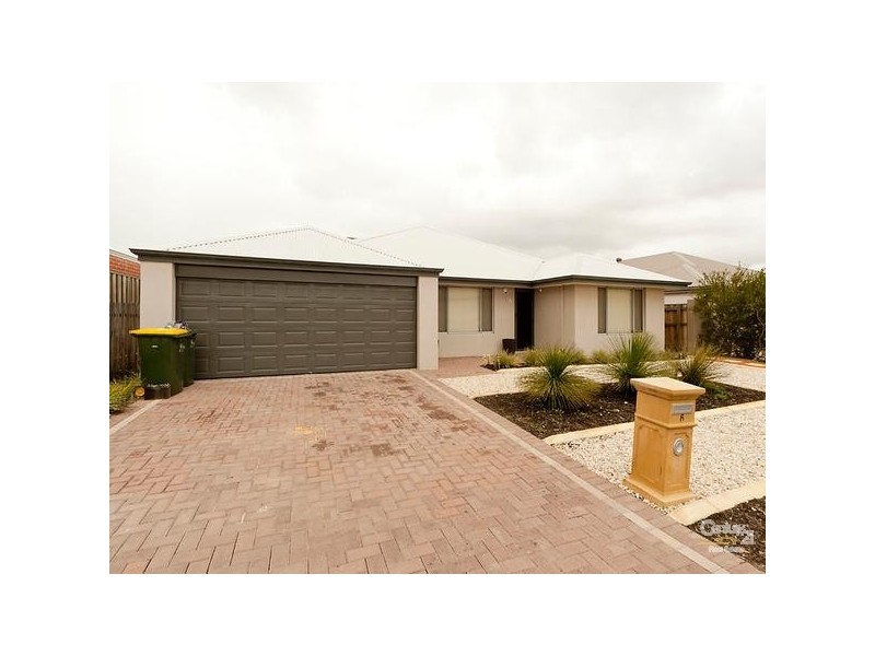 6 Hatfield Road, Ellenbrook WA 6069