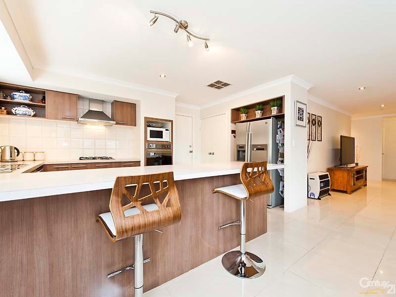 60 Roxburghe Drive, The Vines WA 6069