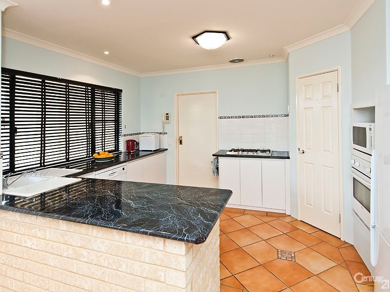 28 Sherbrooke Retreat, Ellenbrook WA 6069