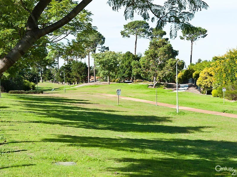 28 Sherbrooke Retreat, Ellenbrook WA 6069