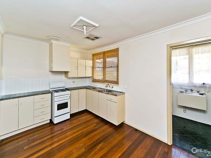 2/23 Arbon Way, Lockridge WA 6054