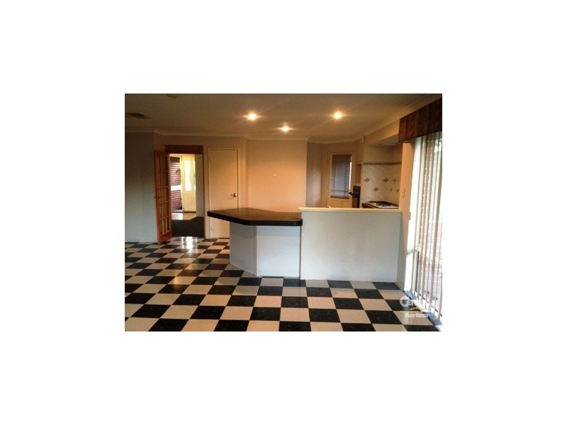 16 Regelia Turn, Ellenbrook WA 6069