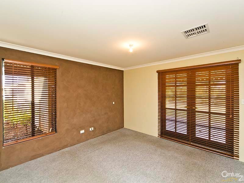 6 Louisa Grove, Ellenbrook WA 6069