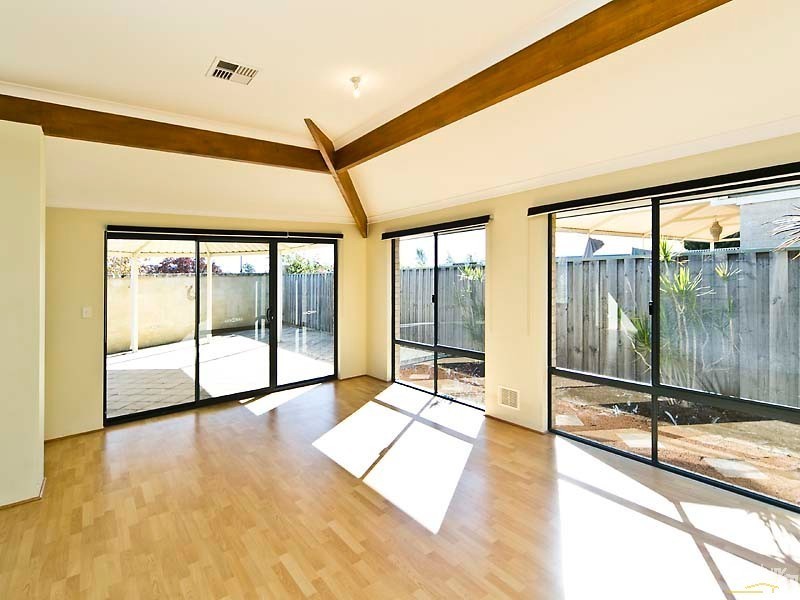 6 Louisa Grove, Ellenbrook WA 6069