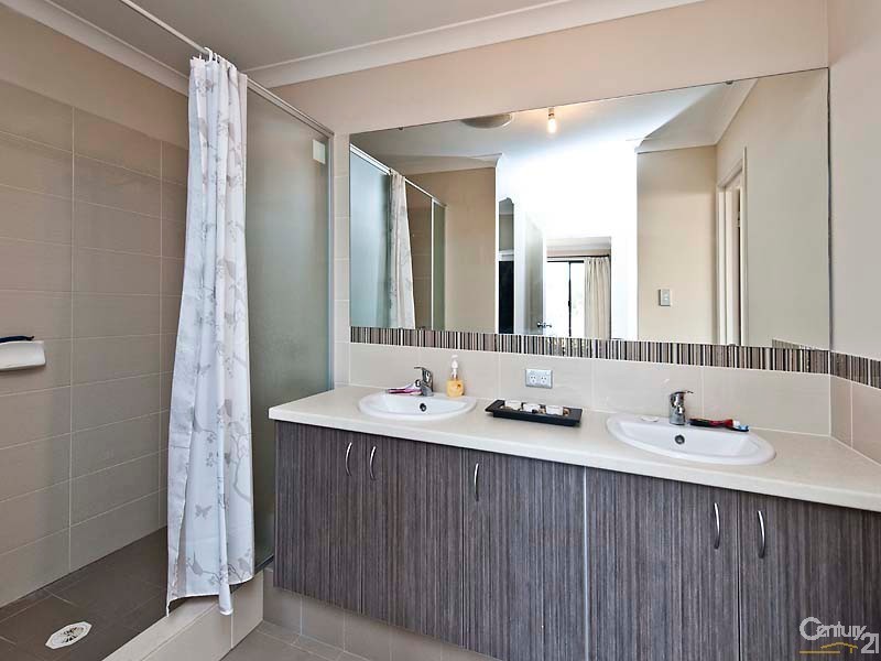 30 Geographe Loop, Ellenbrook WA 6069