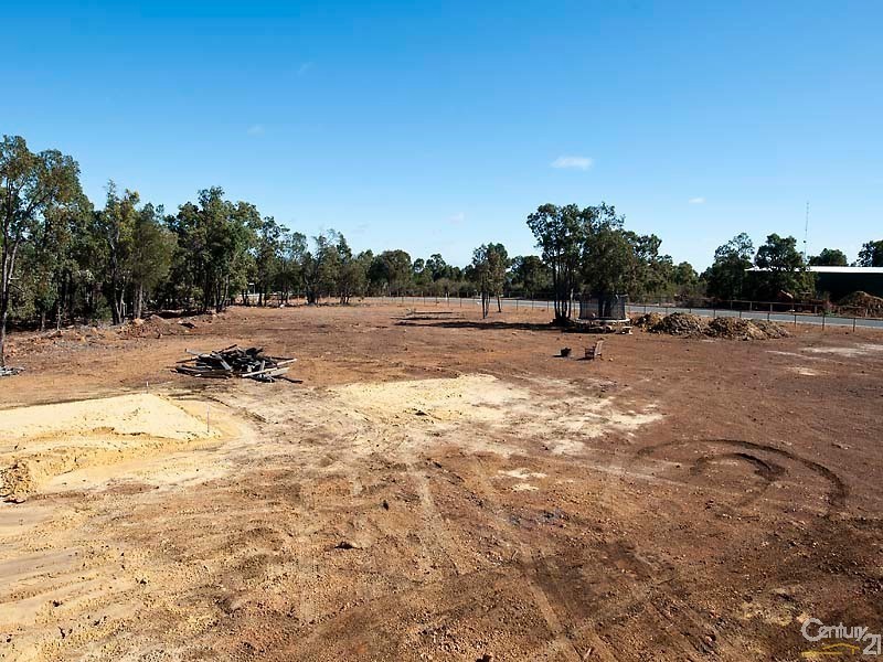 16 Flindersia Ave, Brigadoon WA 6069