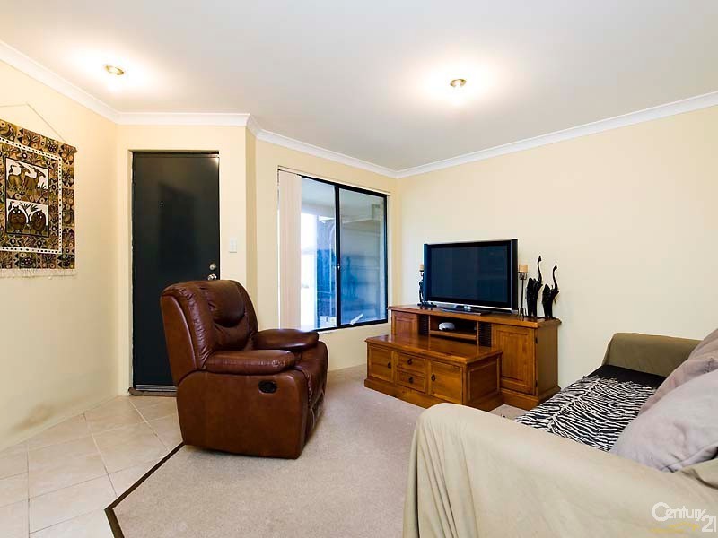 2 Gladman Pass, Ellenbrook WA 6069