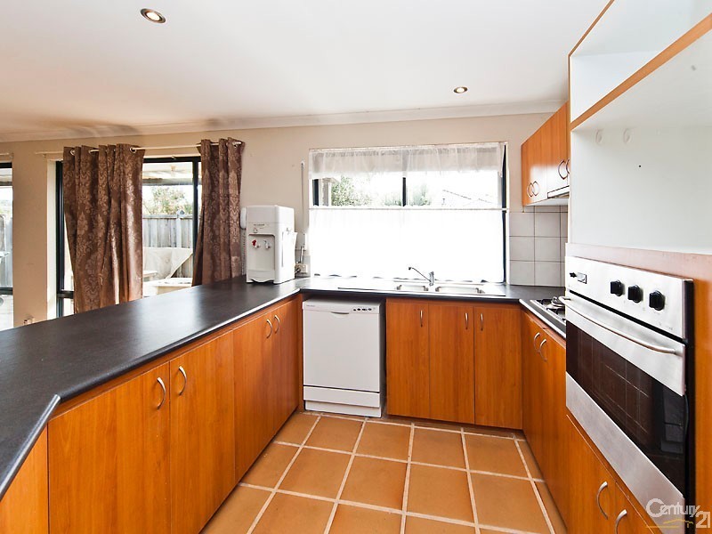 24 St Tropez Vista, Ellenbrook WA 6069