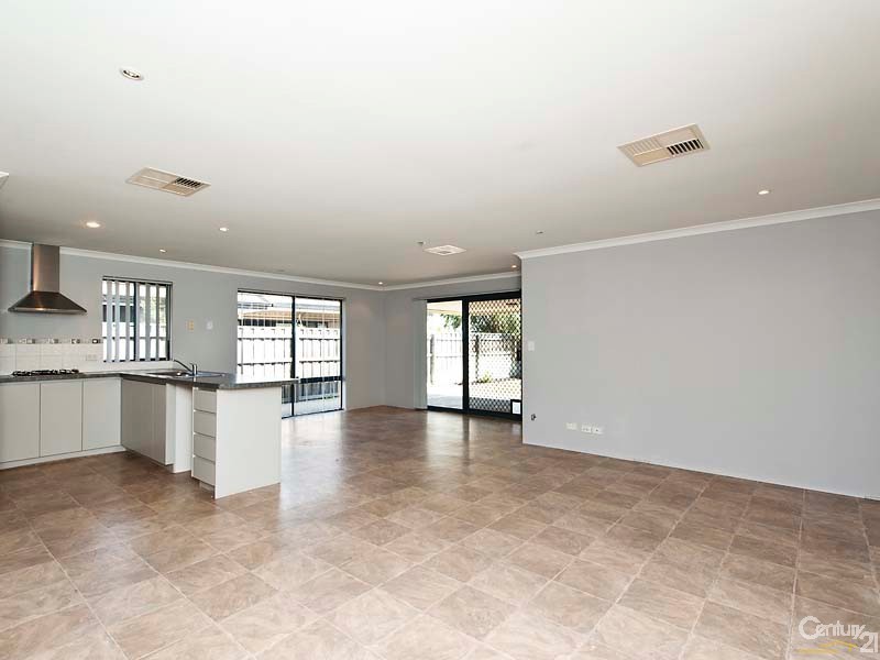 21 Thetis Terrace, Ellenbrook WA 6069