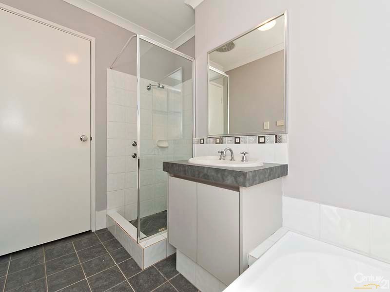 21 Thetis Terrace, Ellenbrook WA 6069