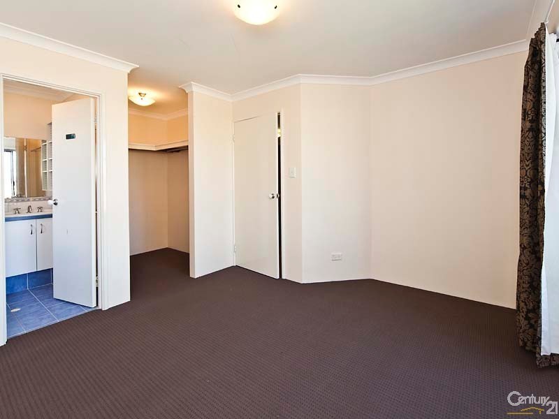 120 Larrawa Circle, Ellenbrook WA 6069