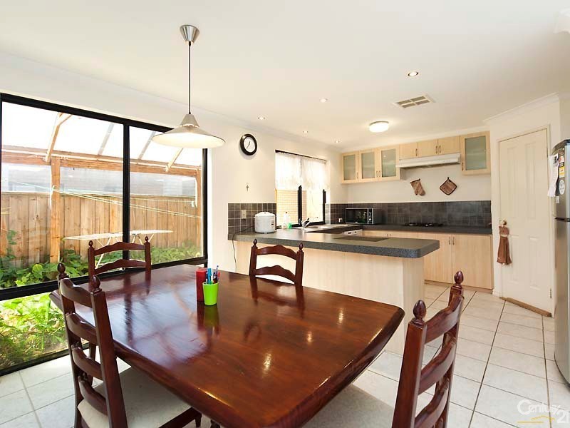 78 Vaucluse Cres, Ellenbrook WA 6069
