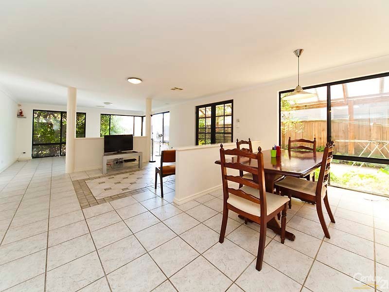 78 Vaucluse Cres, Ellenbrook WA 6069