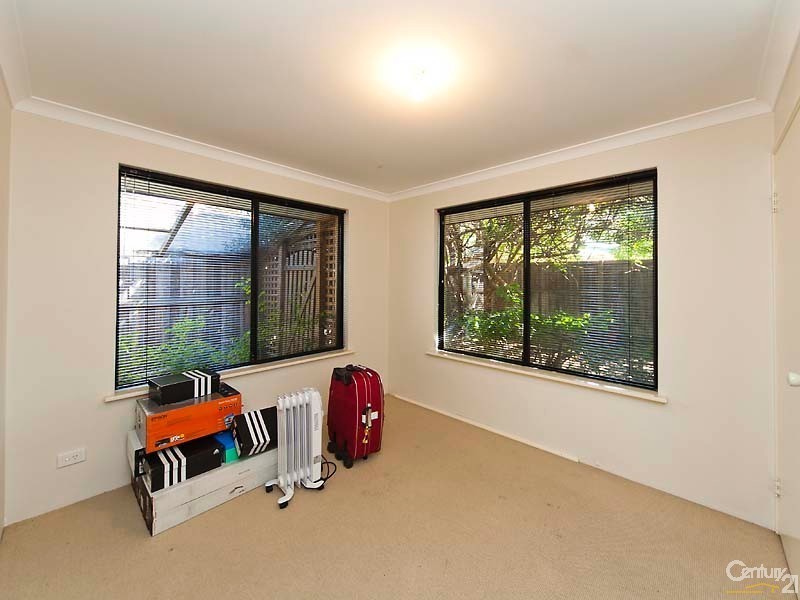 78 Vaucluse Cres, Ellenbrook WA 6069