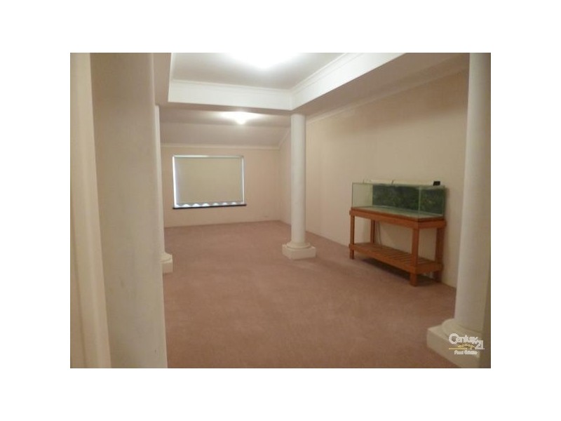 10 Millicent Way, Landsdale WA 6065