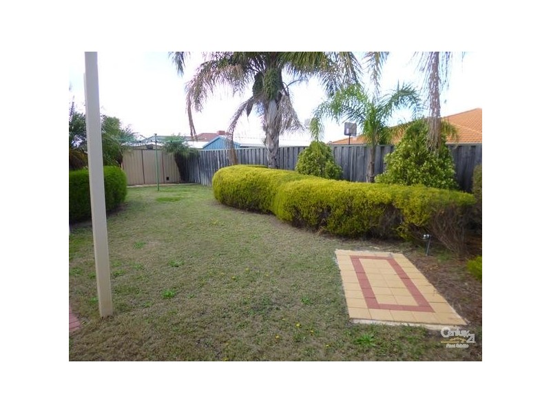 10 Millicent Way, Landsdale WA 6065